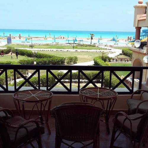 lazorde Bay chalet sea and pool view