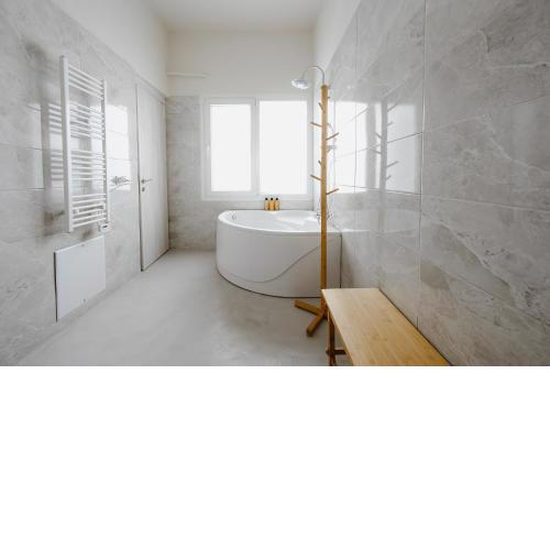 LB Luxury Apartments