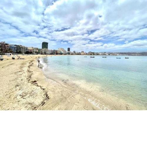 LDB Deluxe Single with breakfast, Wifi, 500m from Playa Las Canteras