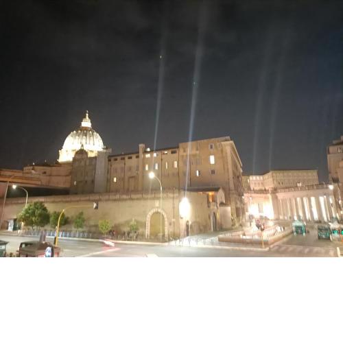 Le Colonne Di San Pietro