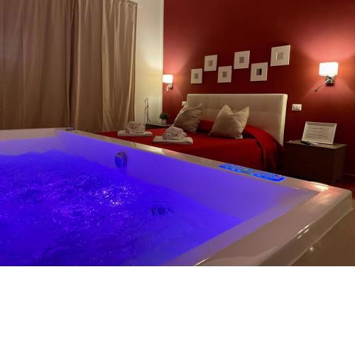 Le Coq Suites