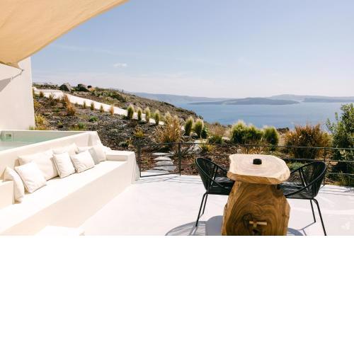 Le Cote Oia