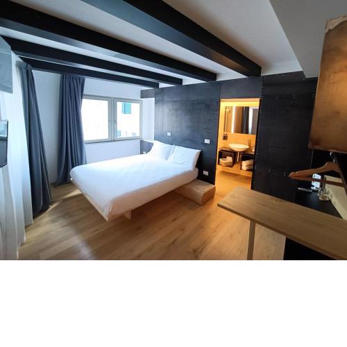Le Meridiane Luxury Rooms In Trento
