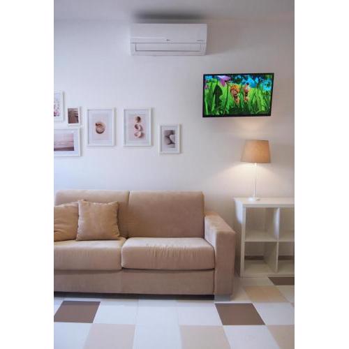 Le Rose Beach & Suites