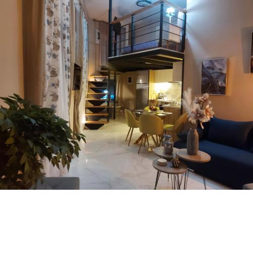 Lefis House