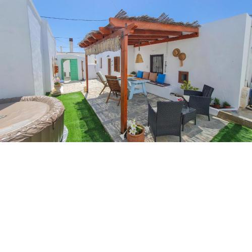 Lefko House
