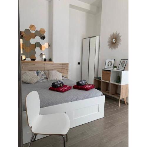 Leli's studio apartment