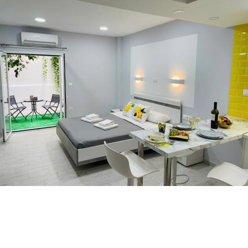 Lemoni Garden Apartment
