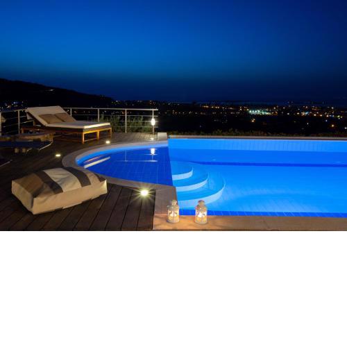 Lenas Luxurious Villa