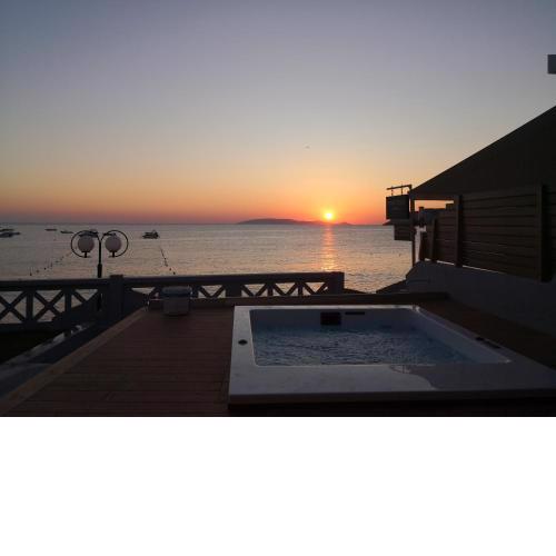 LENICO Seafront Villa
