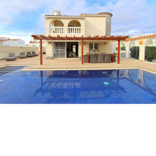 LEON Villa Loro - 14157