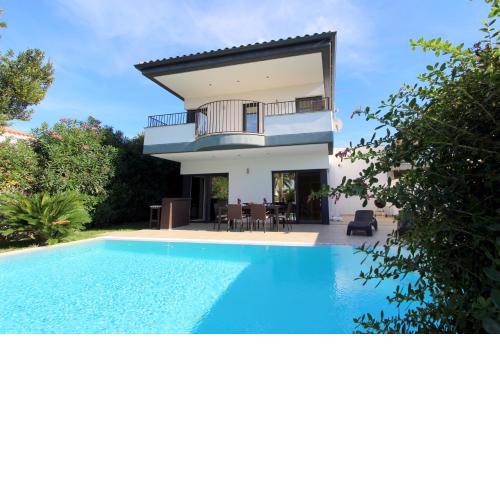 LEON Villa Olivia - 10039