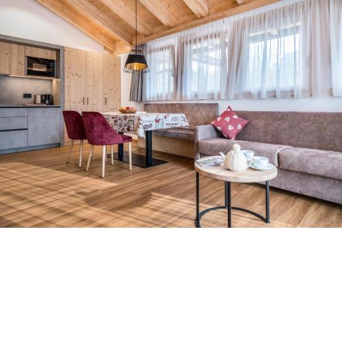 Les Ciases Chalets Dolomites Apt 6