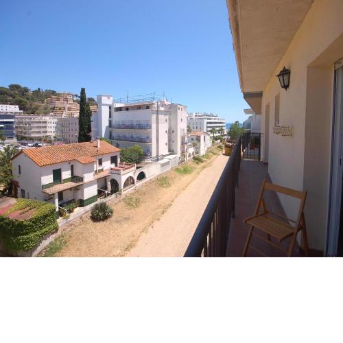 LETS HOLIDAYS Beautiful apartment in the center of tossa de mar
