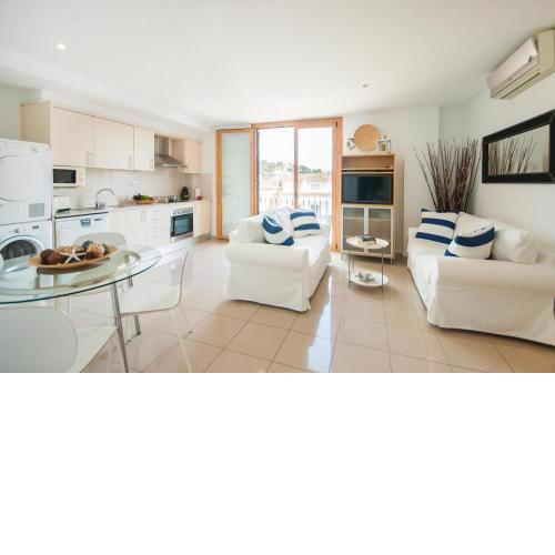 Lets Holidays Estrella Pelegri 2