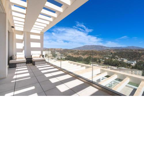 Lets in the Sun Casa Banderas Apartment