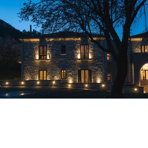 Levidi Suites