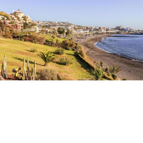 LF 2 bedrooms with All Inclusive well connected, beach, pool