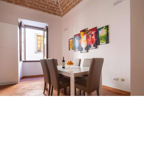 Lian Home in Florence