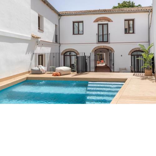 Líbere Córdoba Patio Santa Marta