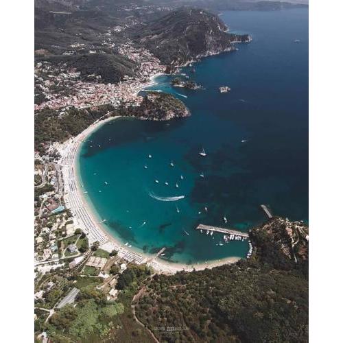 LICHNOS Babis Taverna & Rooms