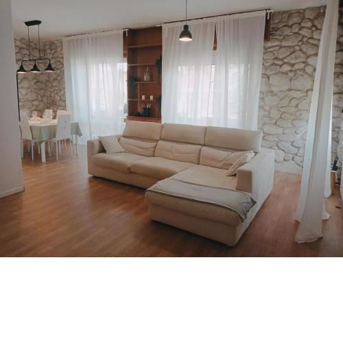 LIDO-VINTAGE Free Parking Wi-fi AC & Netflix