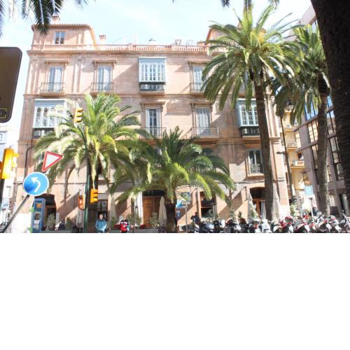 Life Apartments Alameda Colón