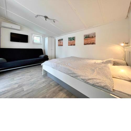 Liget Holiday Home