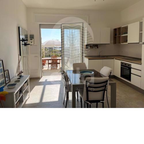 Light Apartment n 1 - Fronte Mare
