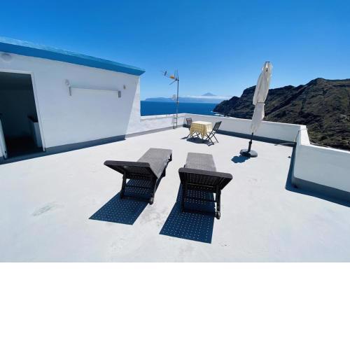Lightbooking Hermigua vista al mar y al Teide