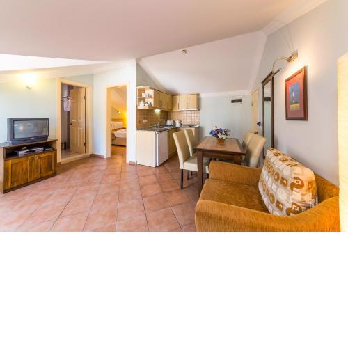 Lighthouse Apartments