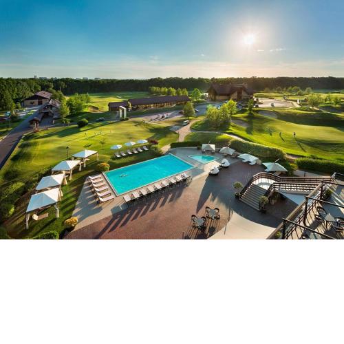 Lighthouse Golf & Spa,1 Bedroom Apartment Golf View By Deluxe Stay