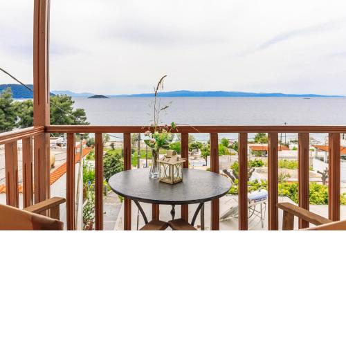 Lilian Beachfront Apartments