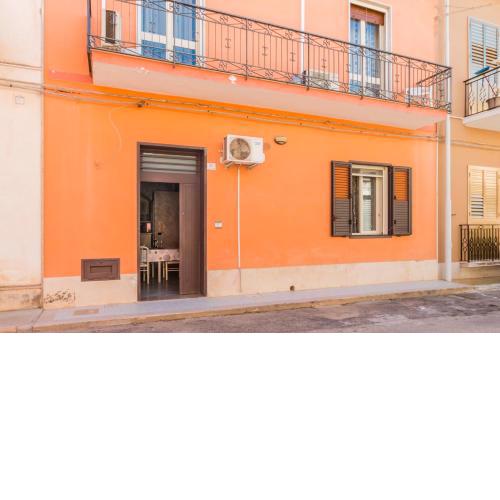 Lilla's house near the beach, parking & wifi