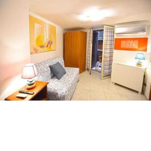 Lilliput Apartment