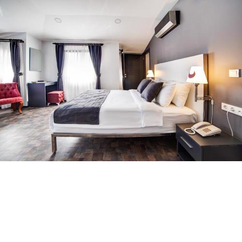 Lime Garden Hotel
