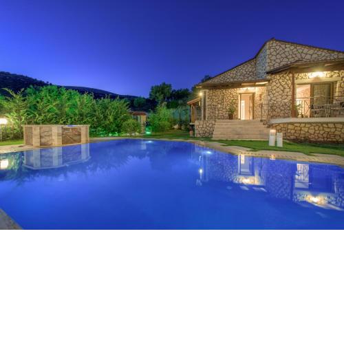 Limneon villas
