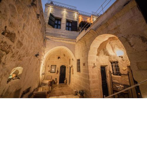 Limon Cave House