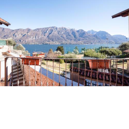 Limonta Lake View Apartment with Private Parking