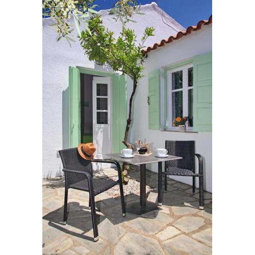 Liogerma Cottage
