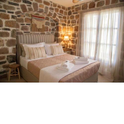 Lithos Residence Poros
