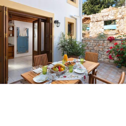 Little Karafillias Chalki House