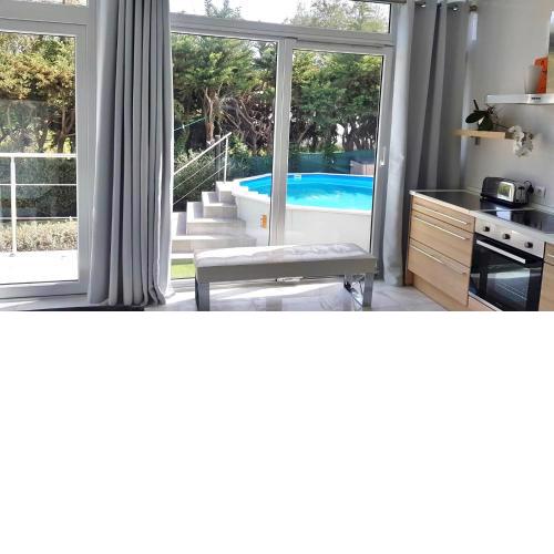 Little Paradise close to La Sala in Puerto Banus / quiet