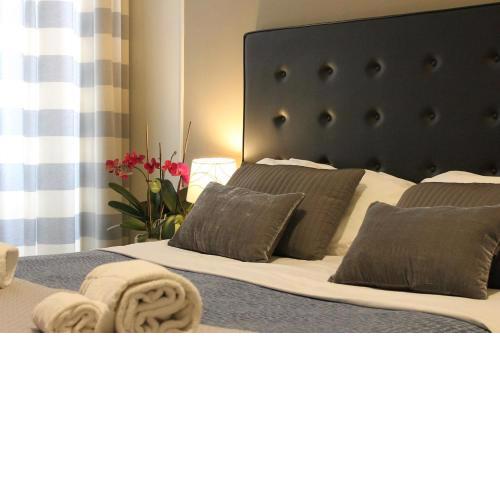 Little Rose Rooms