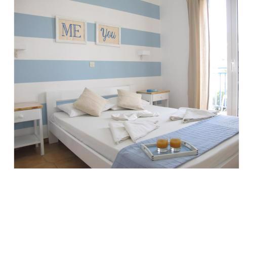 Livadia Seaside Studios 13