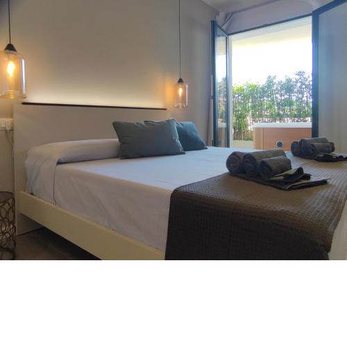 Live Home Rooms