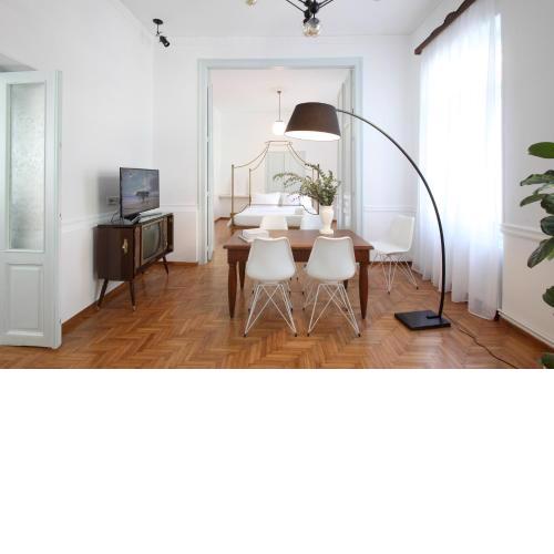 Live in Athens, THISEIO Historic House