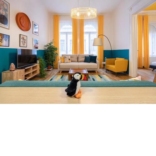 Live Star Apartment