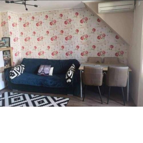 Lively flat close to city center