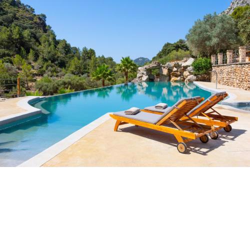 LJs Ratxo Eco Luxury Retreat